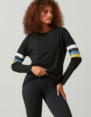 Anna-XR Top in Black Lemon