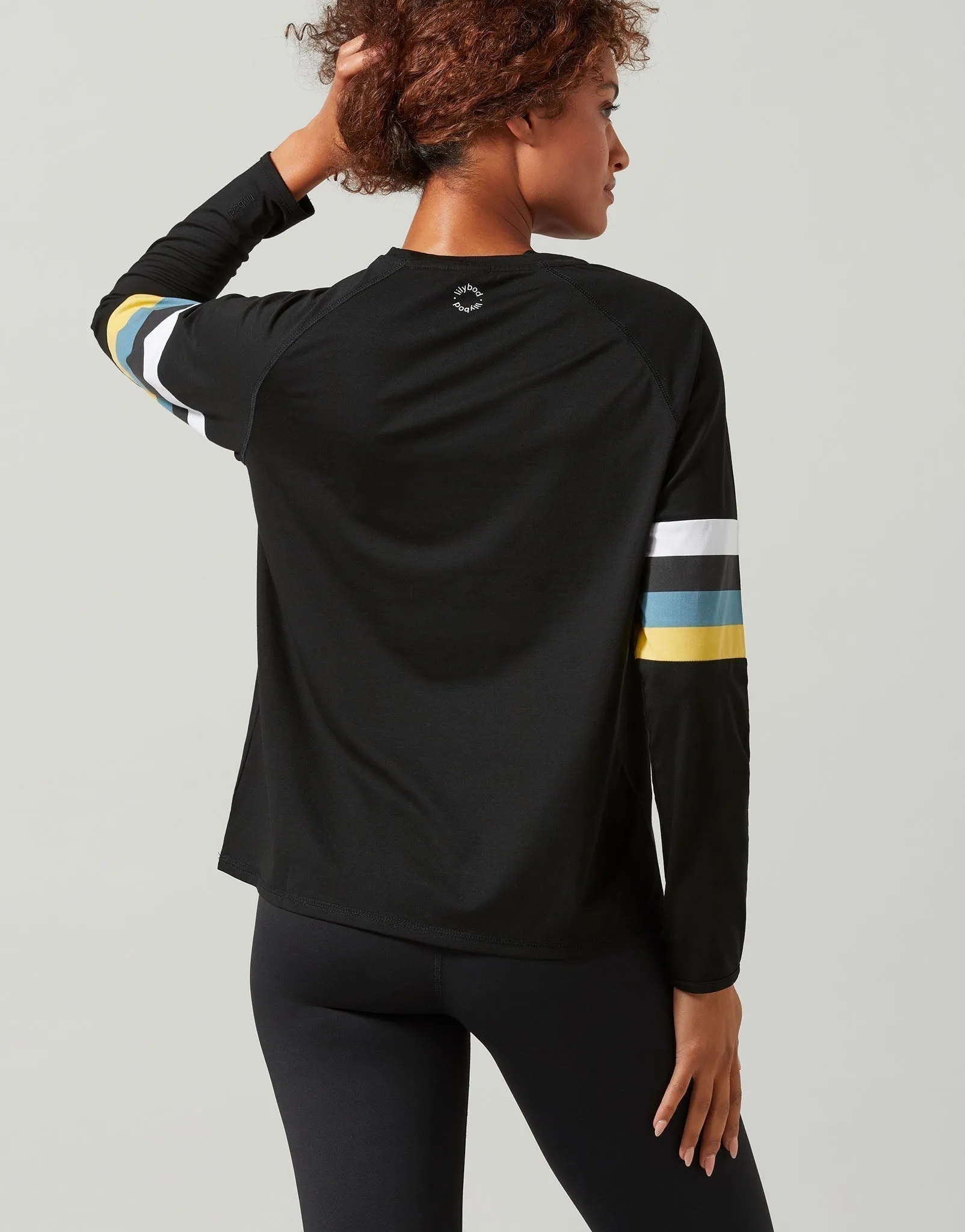 Anna-XR Top in Black Lemon