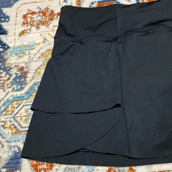 🐲💙Athleta Black Momentum Tennis Skirt Skort