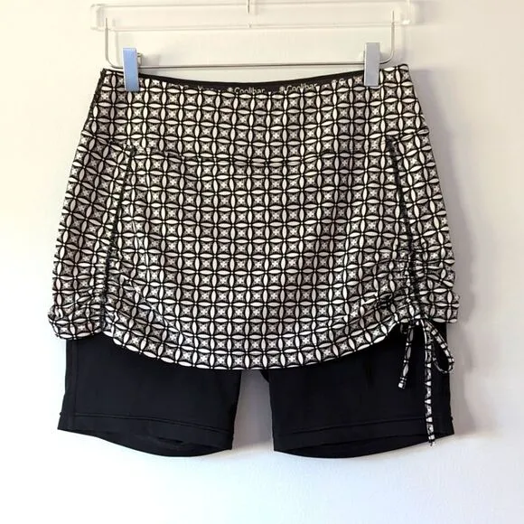 Coolibar Black and White 2-in-1 Skort Bike Shorts Women's Large