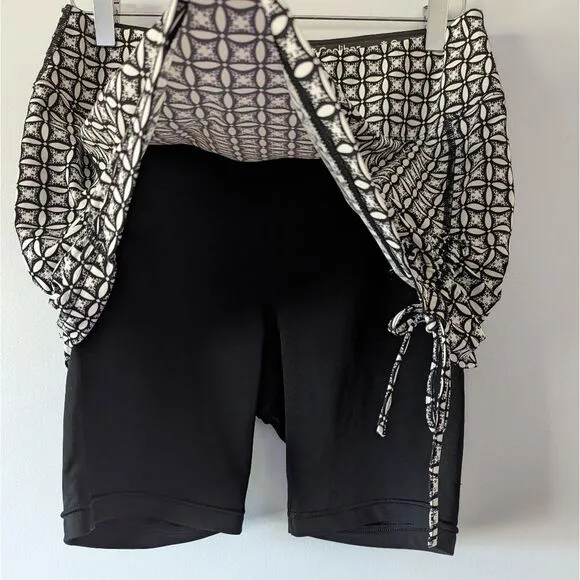 Coolibar Black and White 2-in-1 Skort Bike Shorts Women's Large