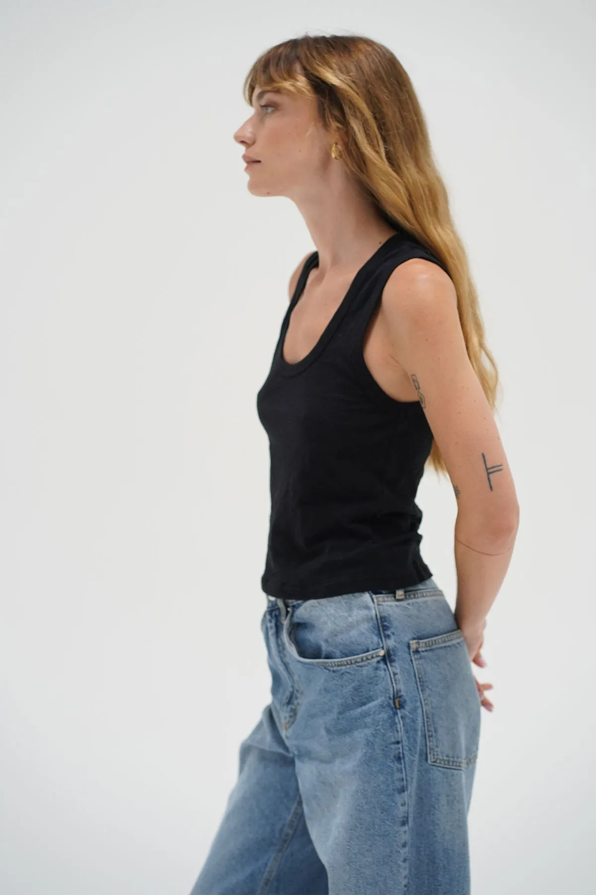 Deep U Cotton Tank - Black