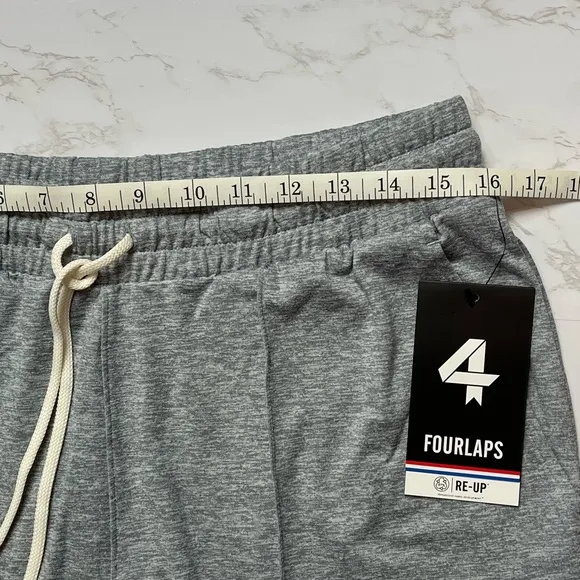 Fourlaps Stratus short in grey heather, size M