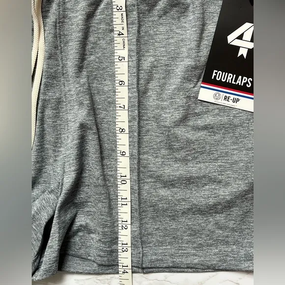 Fourlaps Stratus short in grey heather, size M