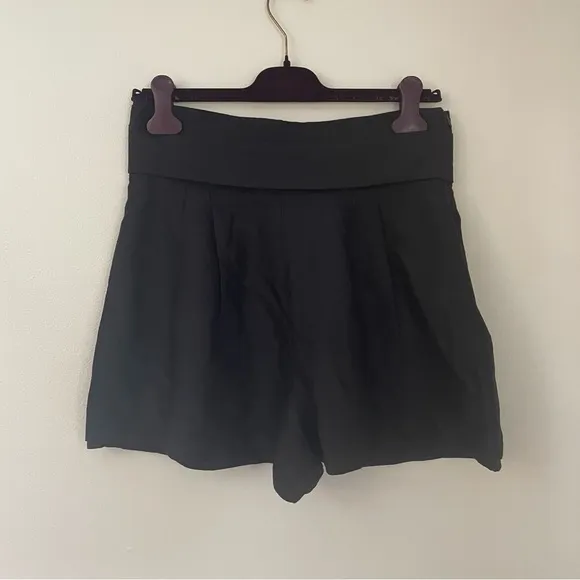 IRO Palici silk and wool blend high waisted pleated black shorts size EU 40