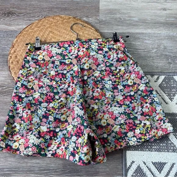 J. Crew liberty fabric floral high waisted tie belt waist shorts women’s size 6