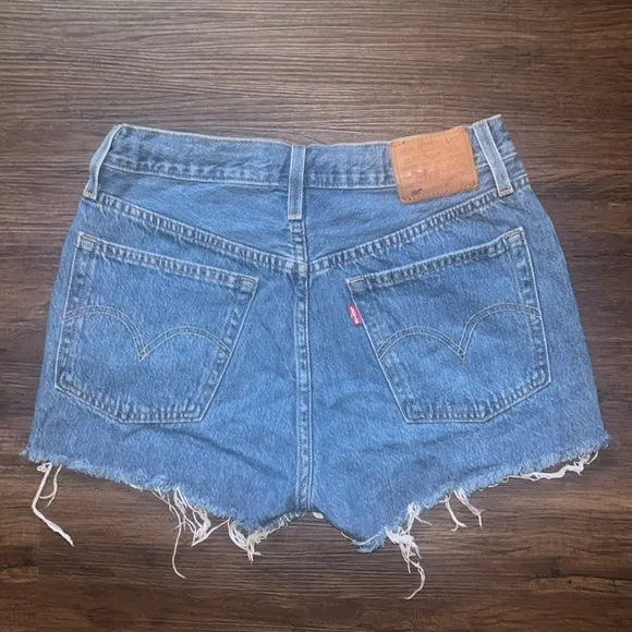 Levi 501 Cutoff Denim Shorts with Shoestring Belt