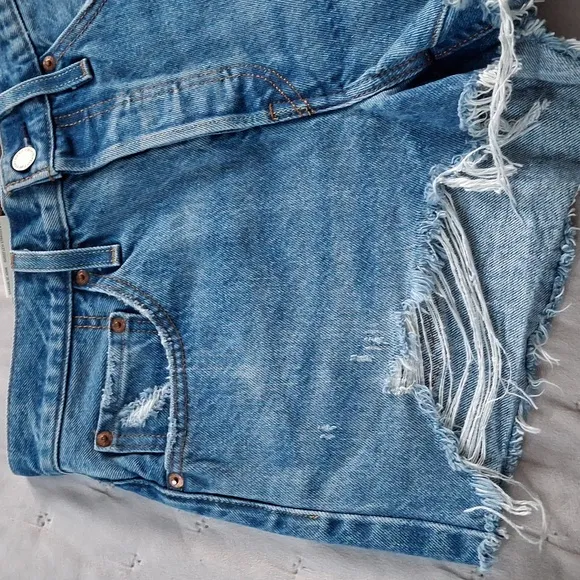 Levi's 501 High Rise Shorts Oxnard Athens Sz 27 Nwt