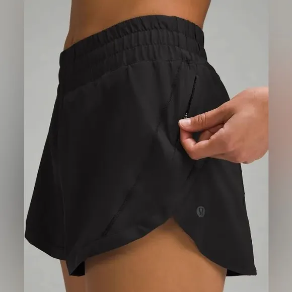 Lululemon Black Track That High-Rise Lined Short 3&quot; Size 4