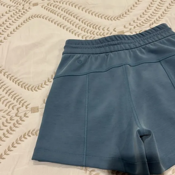 Lululemon Softstreme High-Rise Shorts