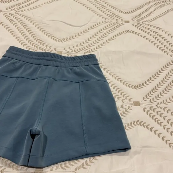 Lululemon Softstreme High-Rise Shorts
