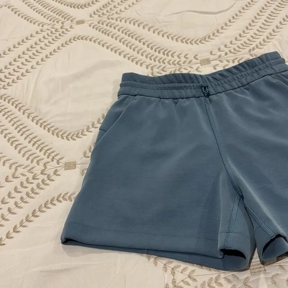 Lululemon Softstreme High-Rise Shorts