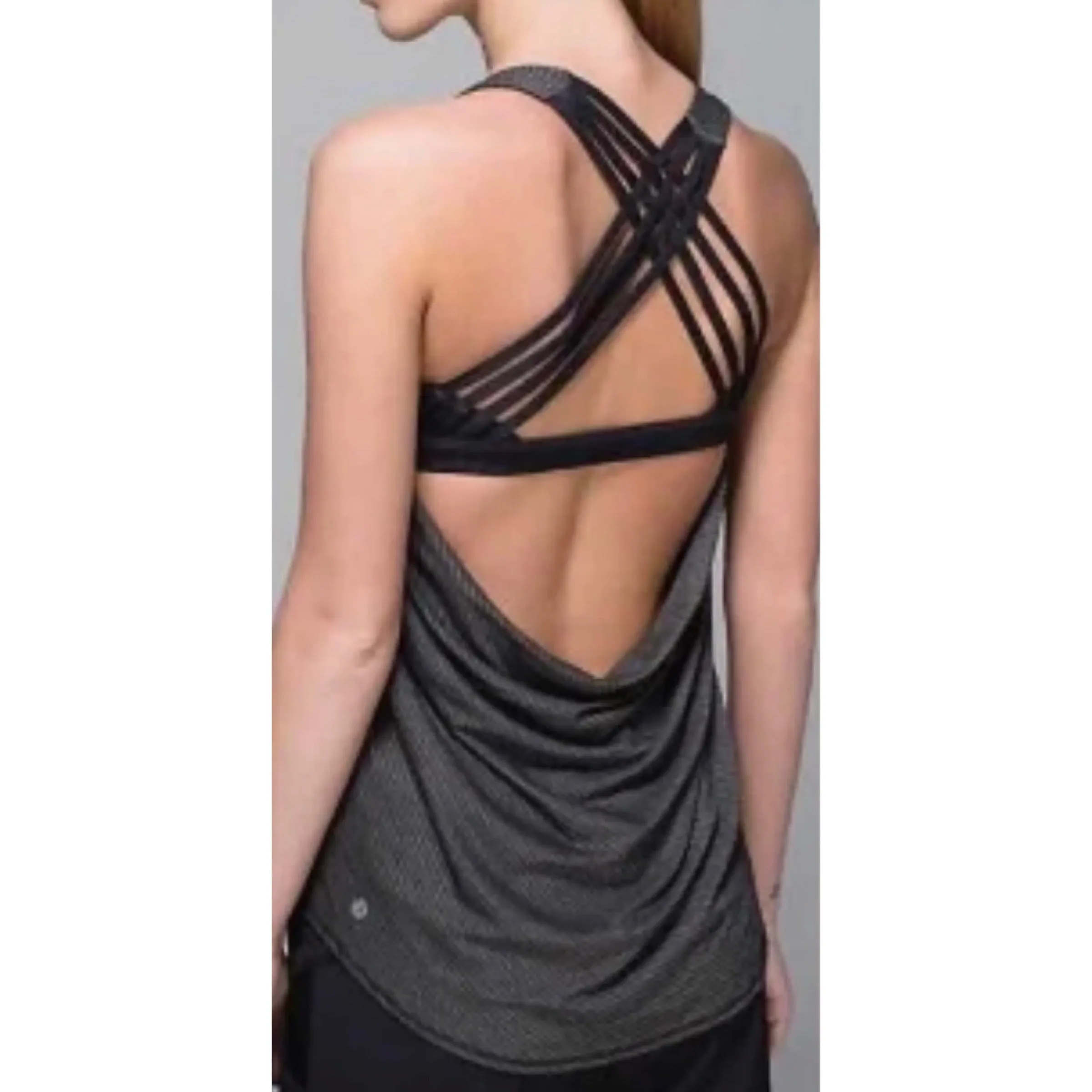 LULULEMON Wild Tank Black and Gray Size 6