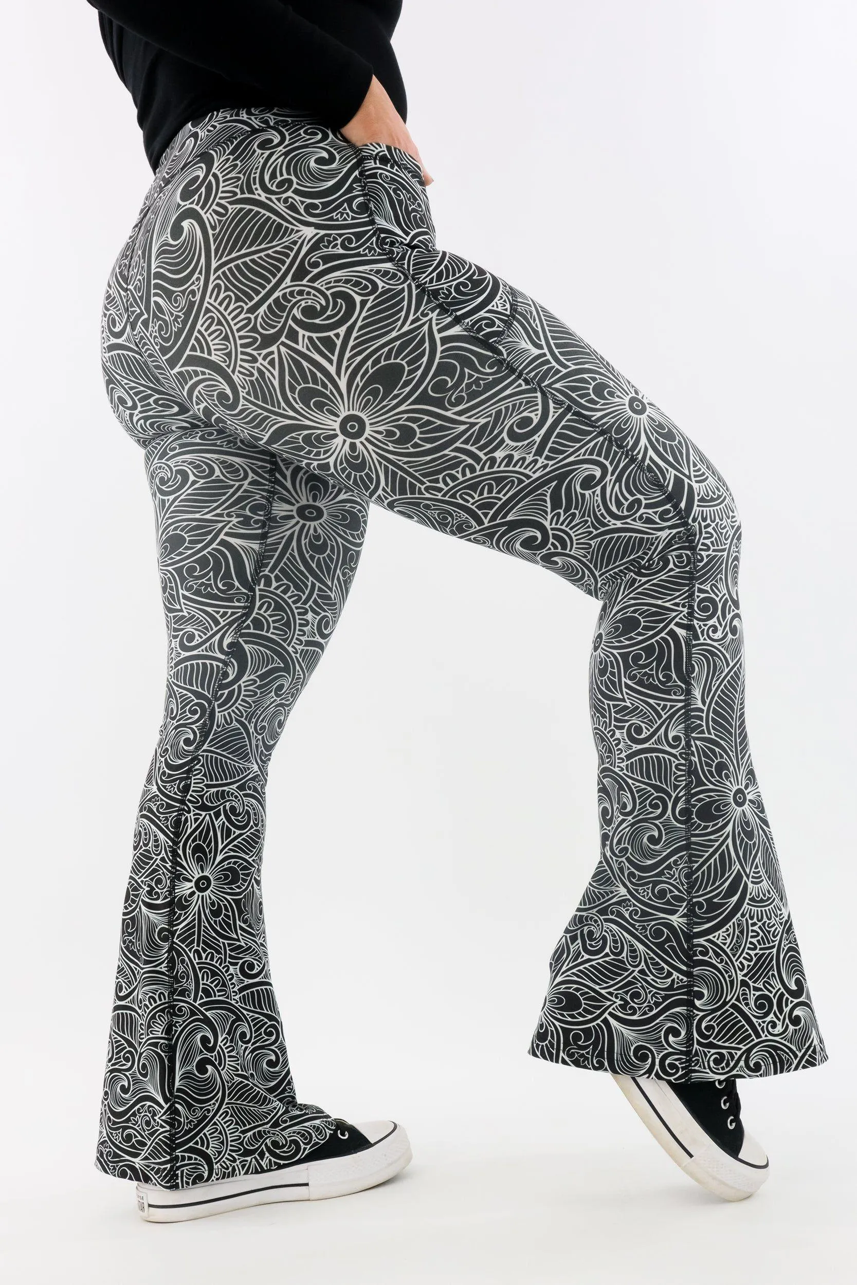 Monochrome Paisley - Long Flarey Leggings - Leg Pockets