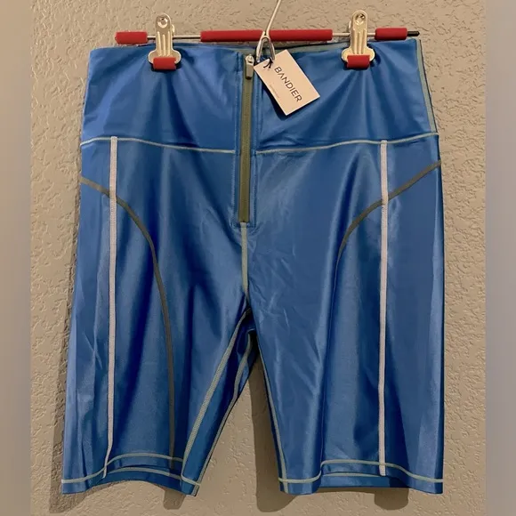 NWT Bandier Ultra High Rise Zip Front 9” Biker Shorts Blue Size 2XL