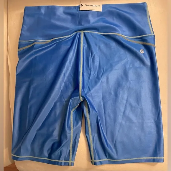 NWT Bandier Ultra High Rise Zip Front 9” Biker Shorts Blue Size 2XL
