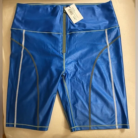 NWT Bandier Ultra High Rise Zip Front 9” Biker Shorts Blue Size 2XL