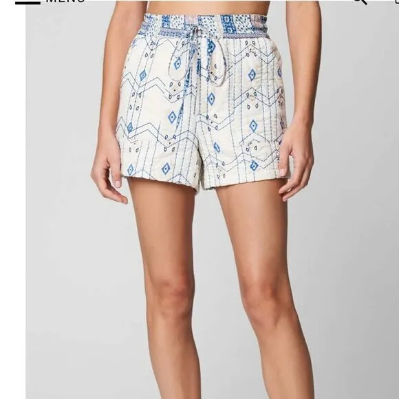NWT Blank NYC Women’s Printed Quilted High Waisted Shorts White/Blue - Small