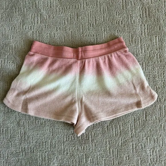 NWT* Feat x Madison Prewett Collab Blanketblend Shorts - Women's Large
