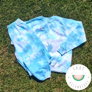 Ocean Tie Dye Sweatshirt & Sweatpants