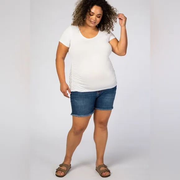 Pinkblush raw hem maternity jeans nwot