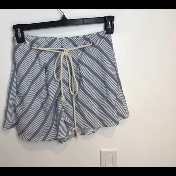 SEEK THE LABEL DRAWSTRING STRIPED SHORTS NWT SZ SM