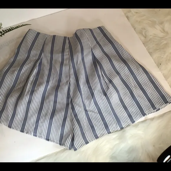 SEEK THE LABEL DRAWSTRING STRIPED SHORTS NWT SZ SM
