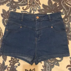 Super High Rise Sean Shorts