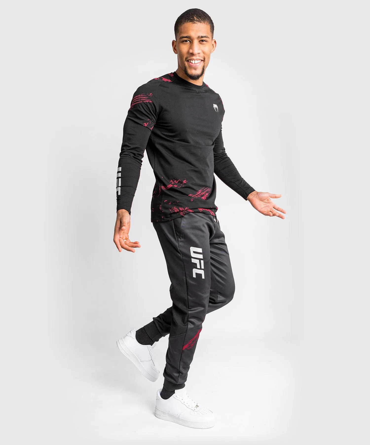 UFC Venum Authentic Fight Week 2.0 Sweatpants - Zwart/Rood