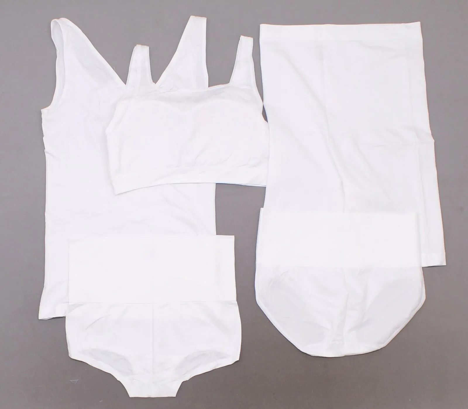 Yummie Women's 5-piece Seamless Wardrobe Essentials White L/XL